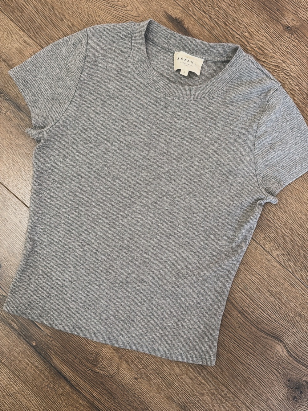 Sezane Camil Ribbed Tee in gray organic cotton